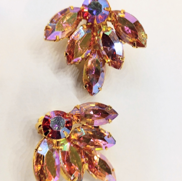 Stunning Set Vintage Rhinestone Brooch And Earrings - Picture 6 of 6
